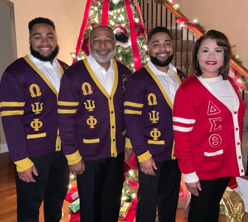 ΩΨΦ Cardigan Purple - Image 4