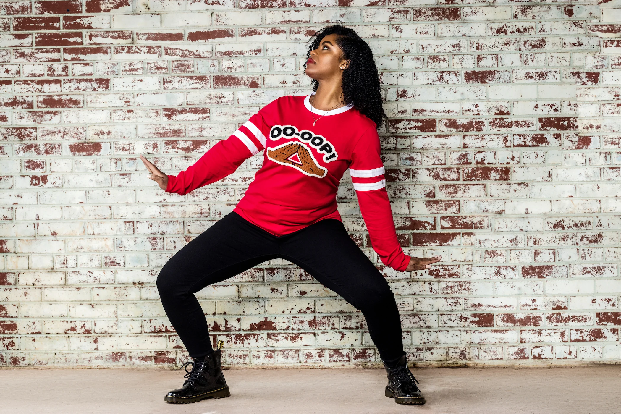 ΔΣΘ OO-OOP Chenille Long Sleeve Tee