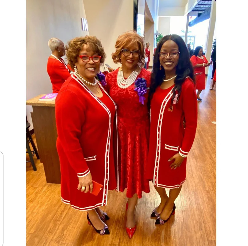 ΔΣΘ Red Long Cardigan - Image 4