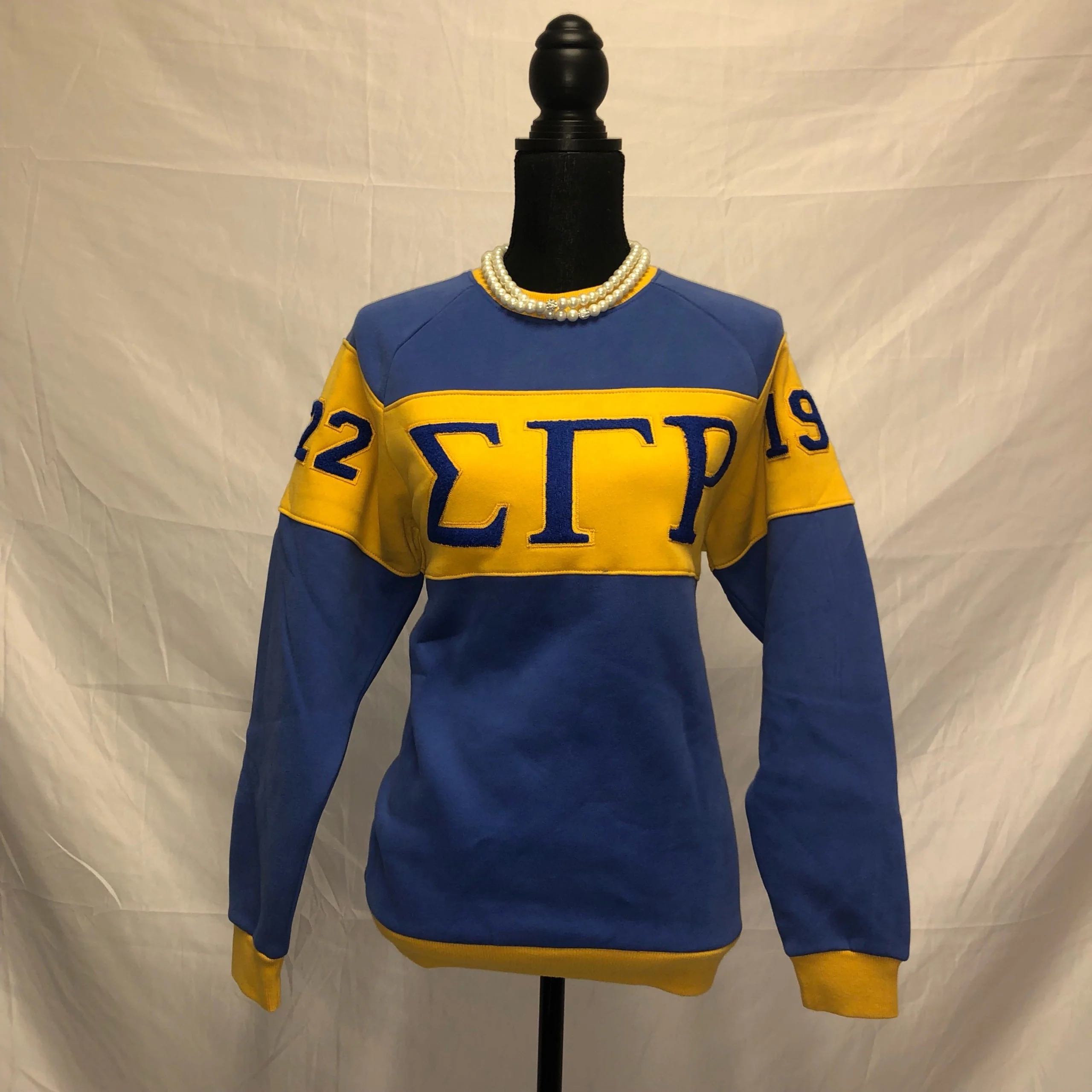 ΣΓΡ Retro Blue/Gold Crewneck - Image 4