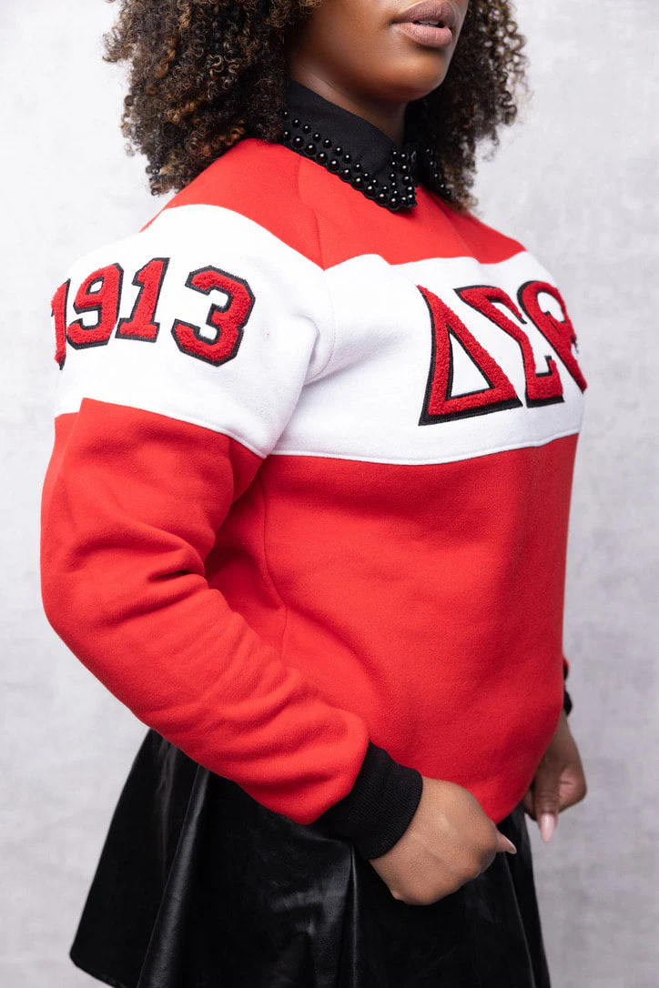 ΔΣΘ Retro Red/White Crewneck