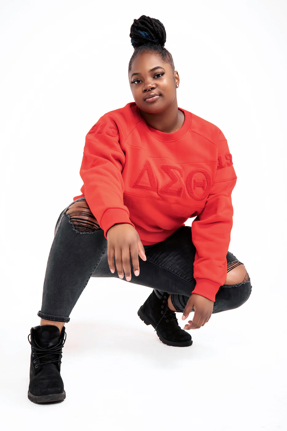 ΔΣΘ Retro Triple Red Crewneck