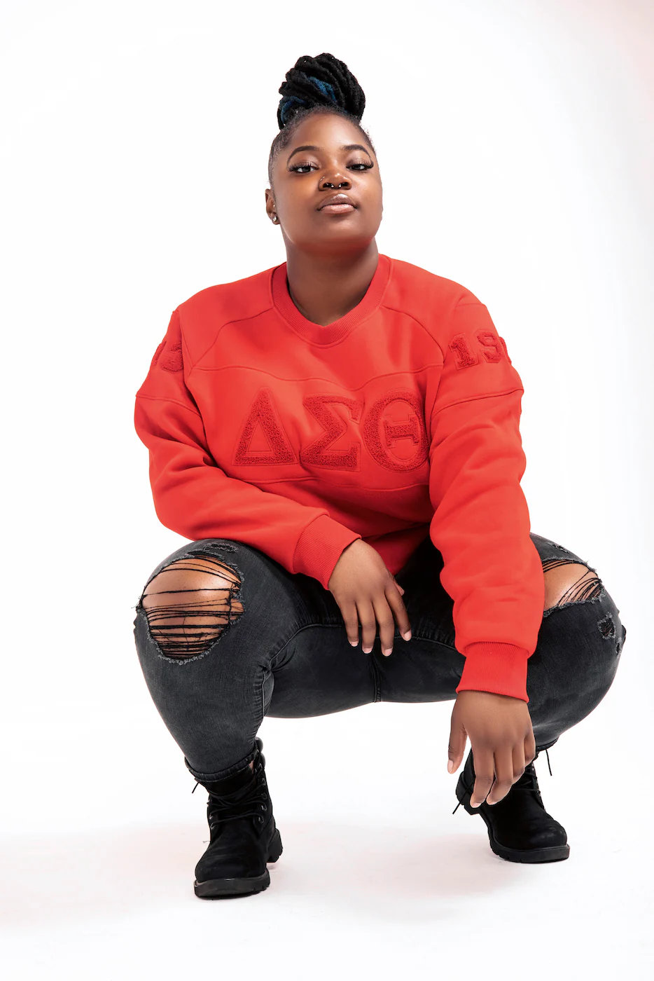 ΔΣΘ Retro Triple Red Crewneck - Image 2