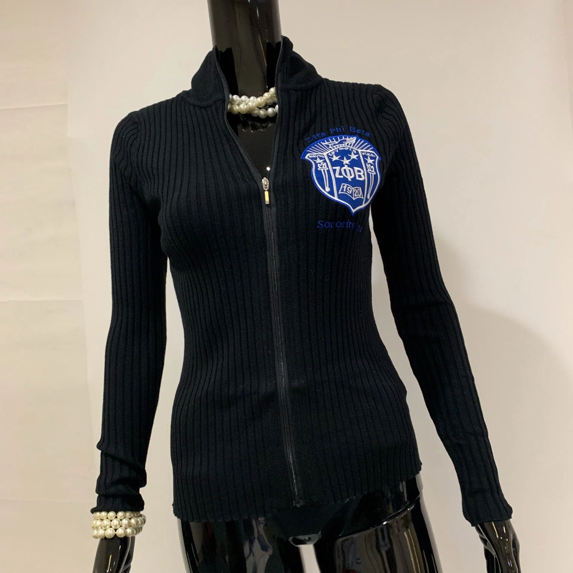 ΖΦΒ RIBBED ZIP SWEATER BLACK - Image 2