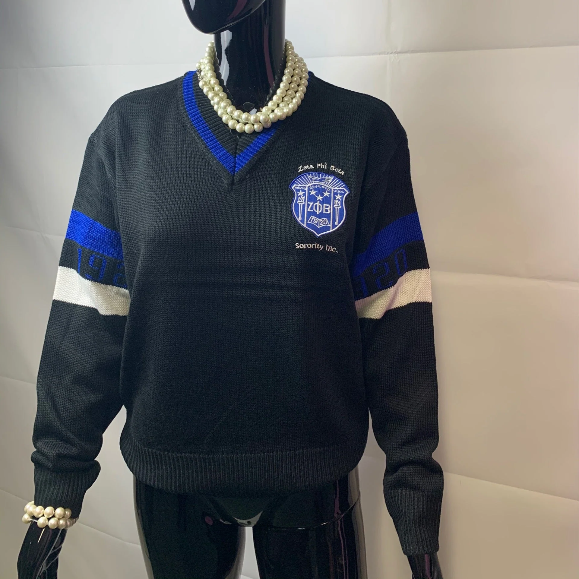 ΖΦΒ VNECK 1920 SWEATER Black - Image 2