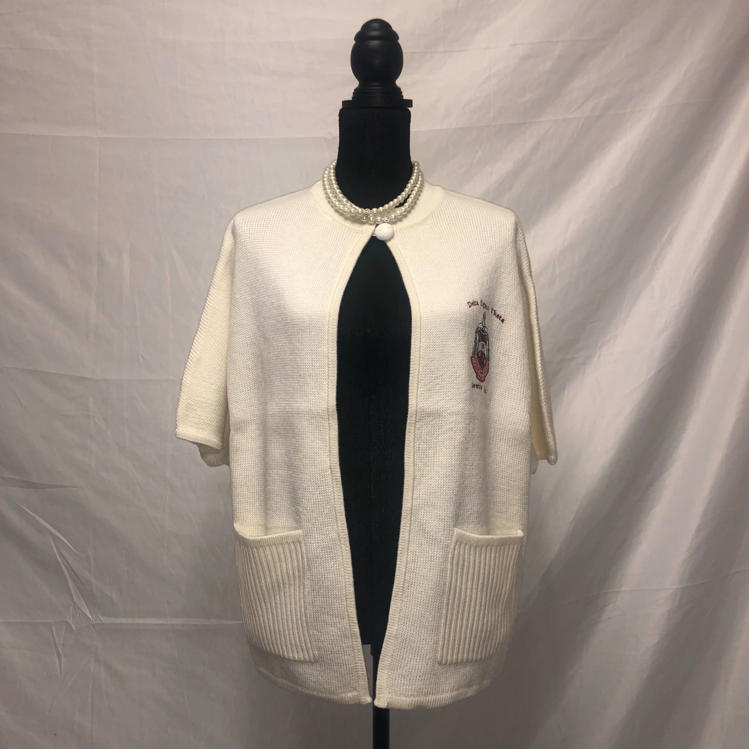 ΔΣΘ WHITE 1 BUTTON