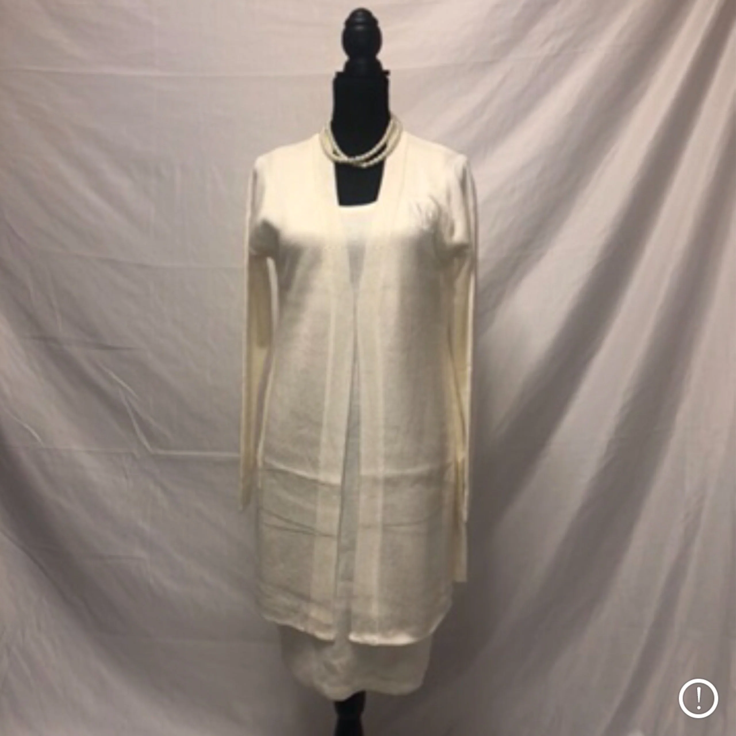 ΔΣΘ White Long Sleeve Knit